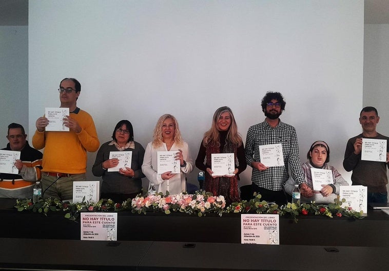 Cinco usuarios del Taller Ocupacional protagonizan un libro